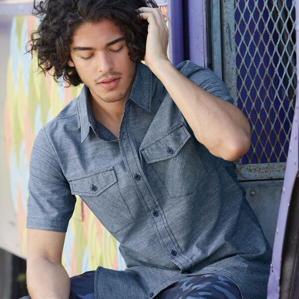 Chambray Short Sleeve Shirt Thumbnail