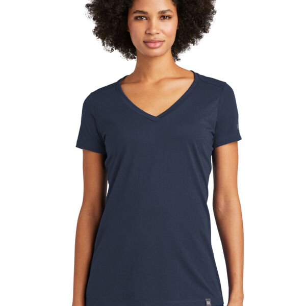 Women's Heritage Blend V Neck Tee Thumbnail